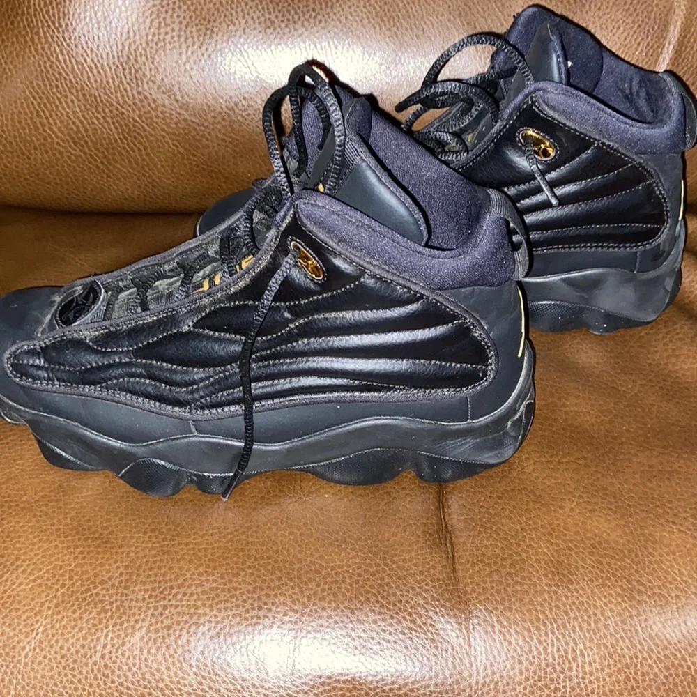 Nike Air Jordan Pro Strong Black BG Size 7Y Basketball Shoes 407484-010🔥 - Picture 4 of 6